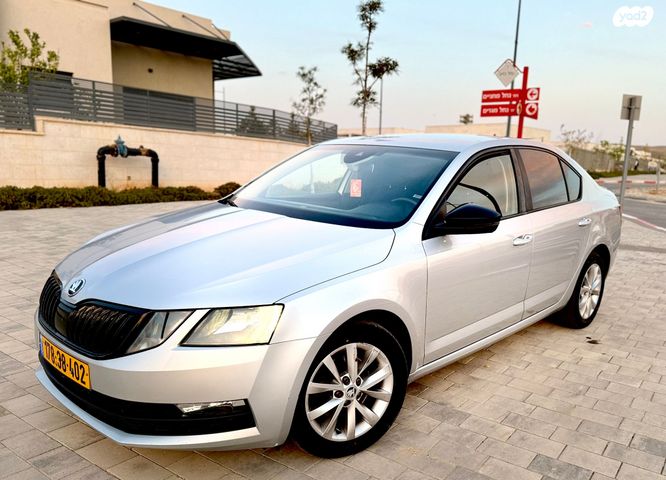 סקודה אוקטביה