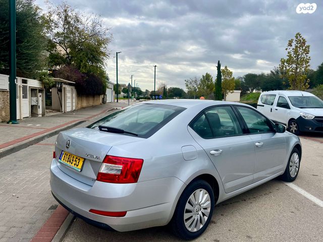 סקודה אוקטביה