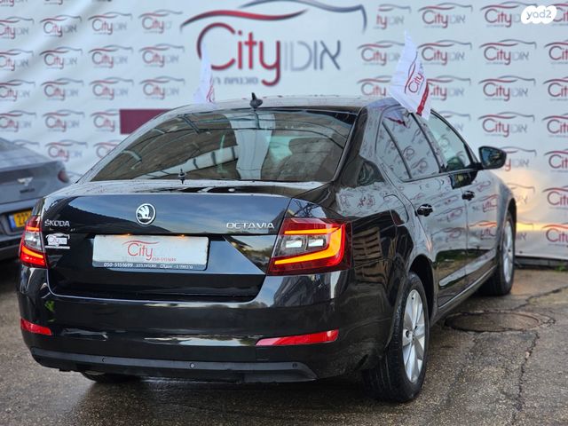 סקודה אוקטביה