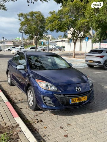 מודעת רכב מאזדה 3