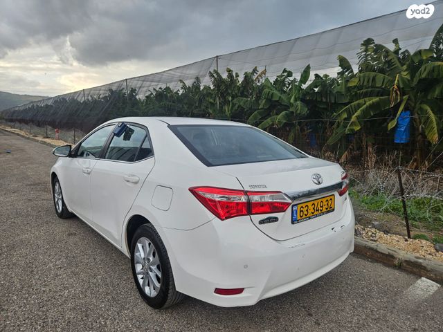 טויוטה קורולה