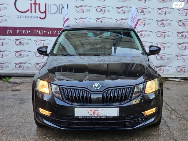 סקודה אוקטביה