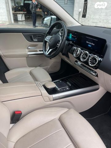 מרצדס-בנץ EQA