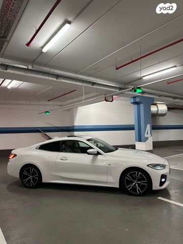 מודעת רכב ב מ וו סדרה 4