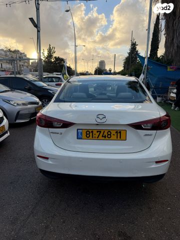מאזדה 3