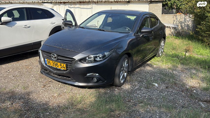 מאזדה 3
