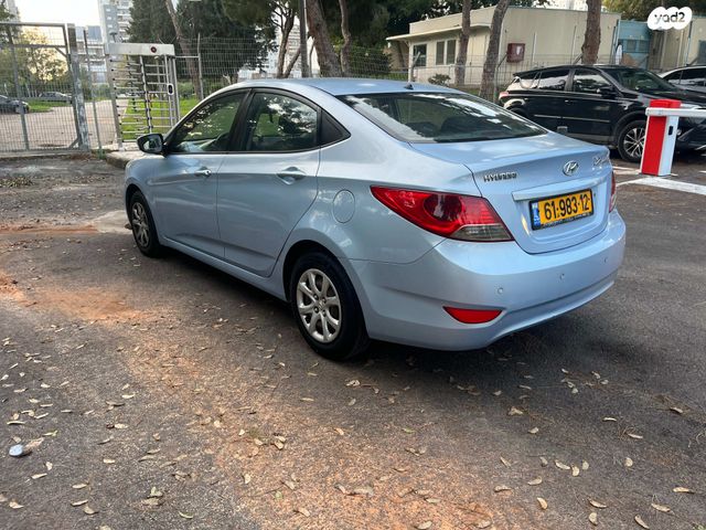 יונדאי אקסנט i25