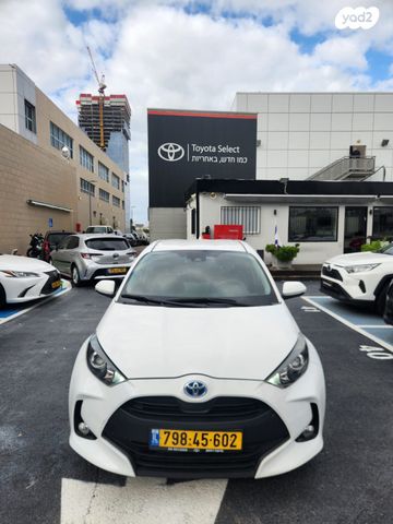 מודעת רכב טויוטה יאריס