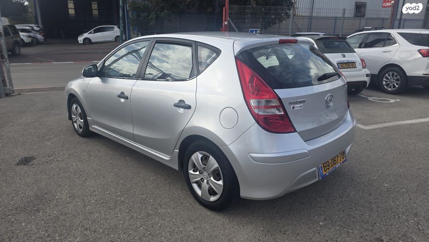 יונדאי i30