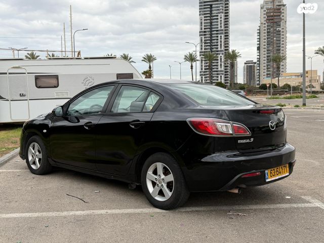 מאזדה 3