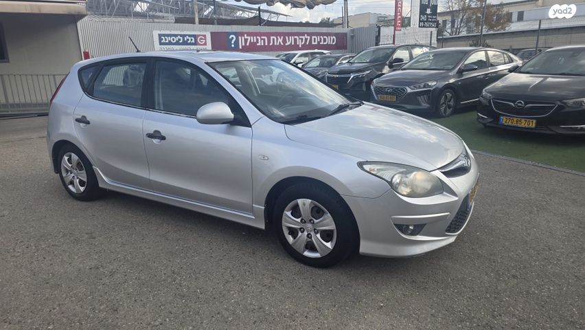 יונדאי i30