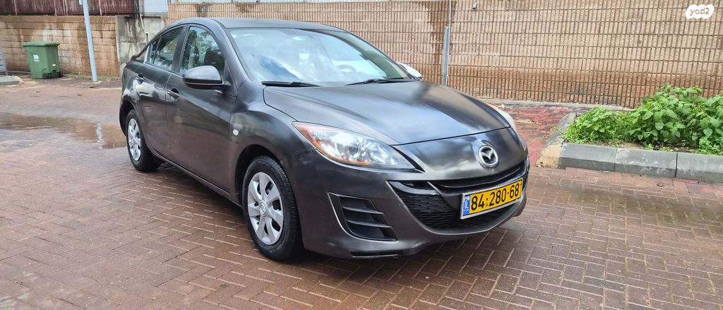 מאזדה 3