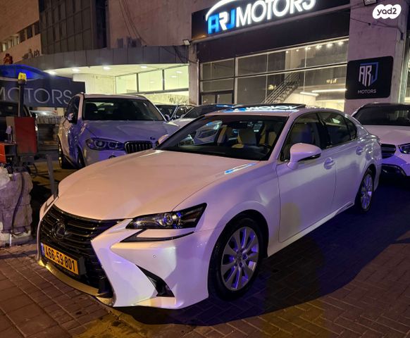 מודעת רכב לקסוס GS