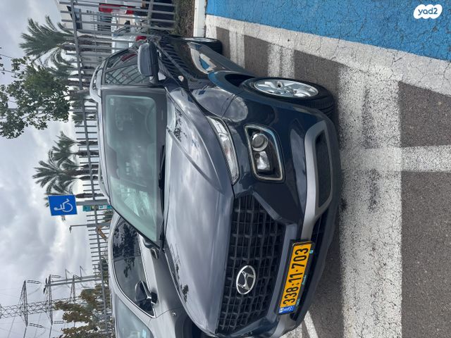 מודעת רכב יונדאי וניו