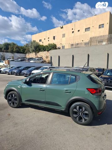 דאצ'יה סנדרו Stepway