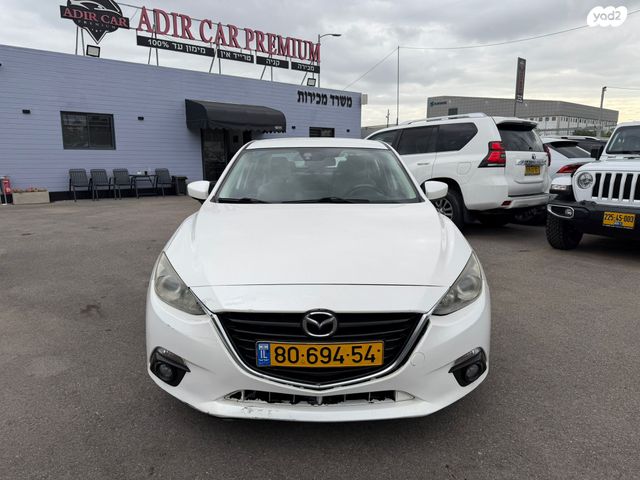 מאזדה 3