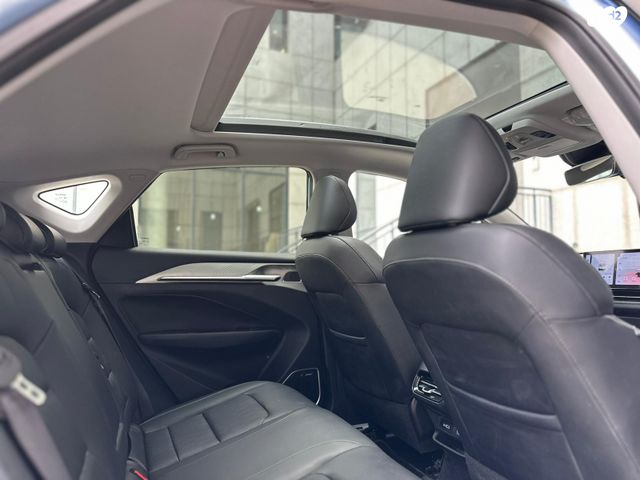 ג׳ילי Geometry C