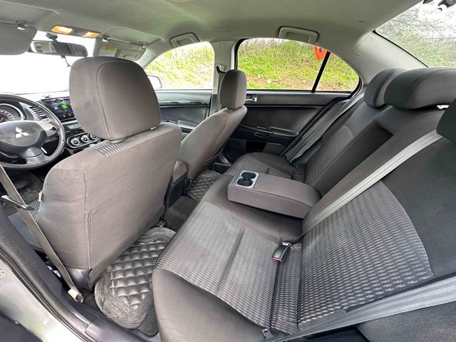 מיצובישי לנסר