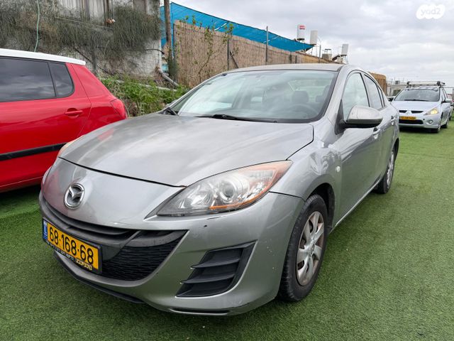 מאזדה 3