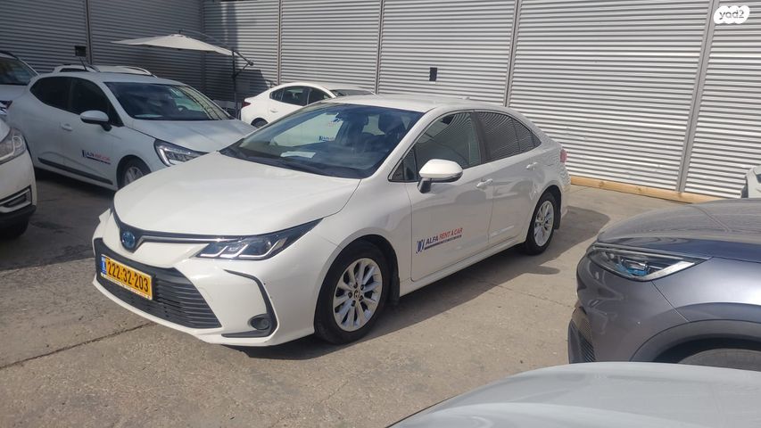 טויוטה קורולה