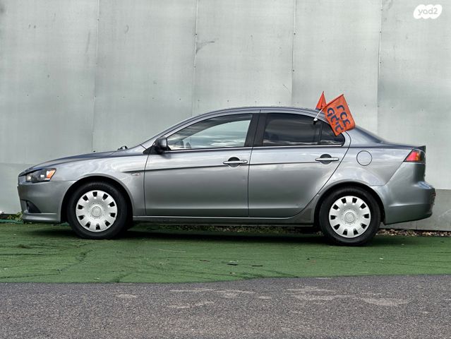 מיצובישי לנסר