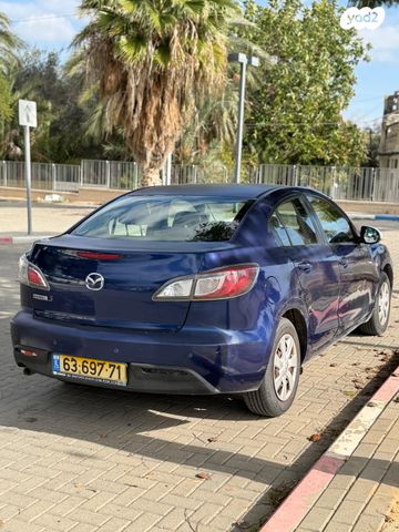 מאזדה 3
