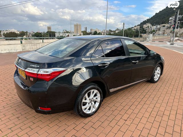 טויוטה קורולה