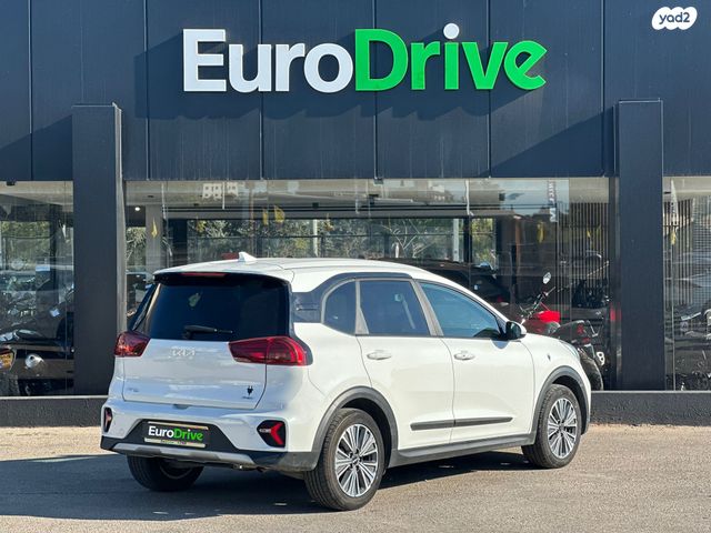 קיה נירו פלוס