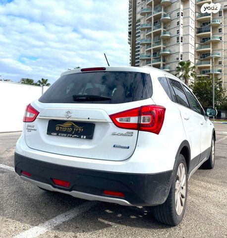 סוזוקי קרוסאובר