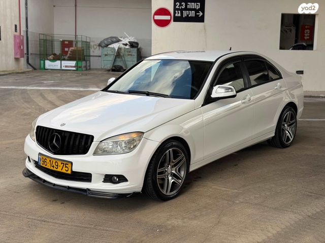 מודעת רכב מרצדס-בנץ C-class