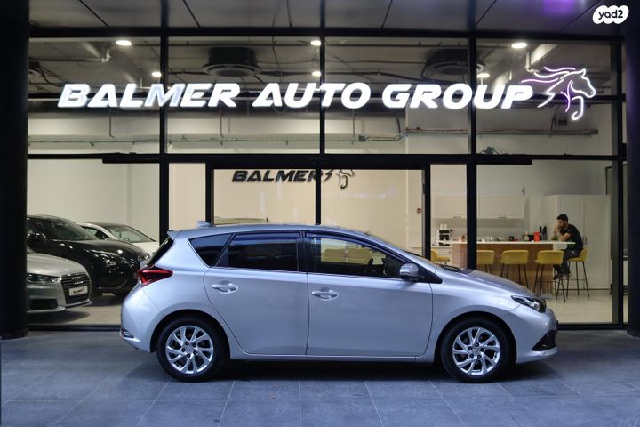 מודעת רכב טויוטה אוריס