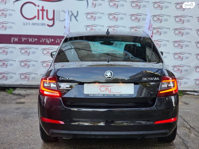 סקודה אוקטביה 