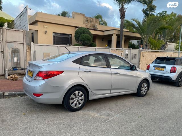 יונדאי אקסנט i25