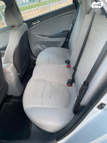 יונדאי אקסנט i25