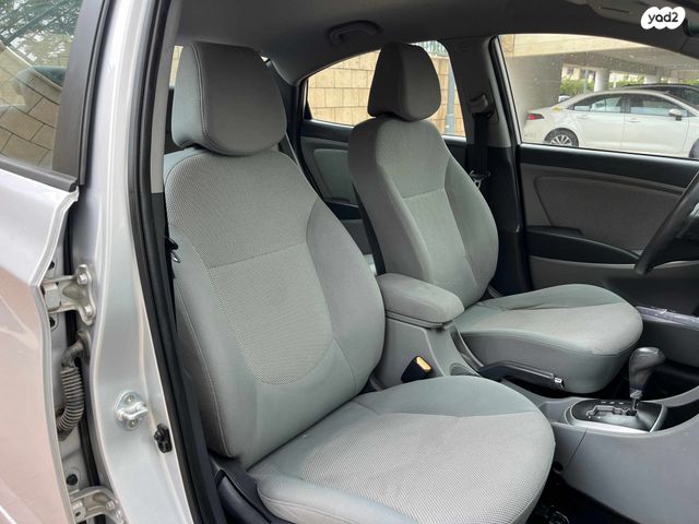 יונדאי אקסנט i25