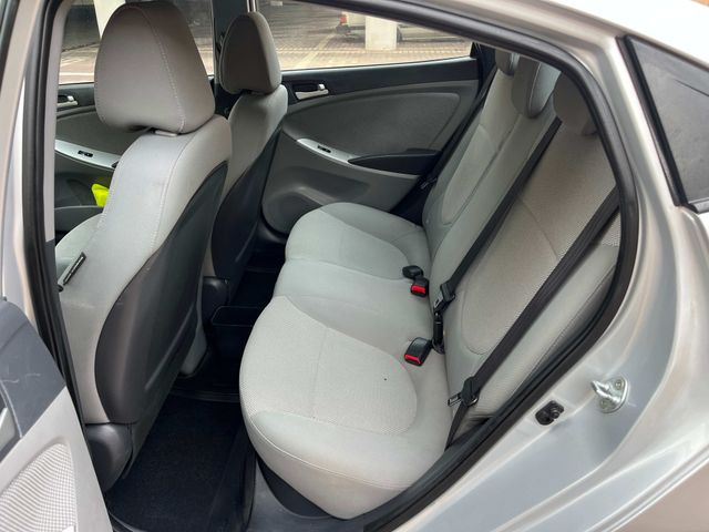 יונדאי אקסנט i25