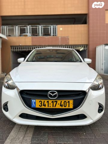 מודעת רכב מאזדה 2