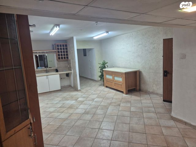 דירה, שז"ר 11, שיכון ד, טבריה