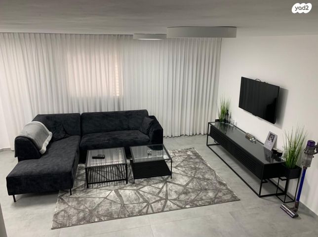 דופלקס, ויצמן 175, חצרות הדר, כפר סבא