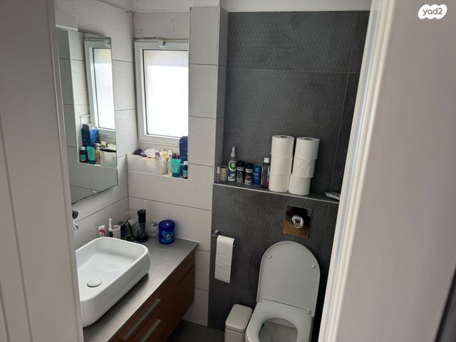 דירה, ז'בוטינסקי 15, מרכז דרום, רעננה