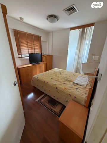 שדרות מנחם בגין 1