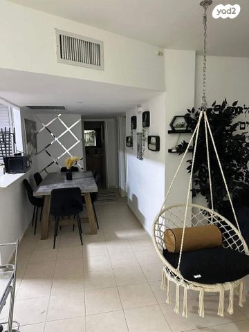 דירה, יוסף שפרינצק 7, מחנה יהודה, פתח תקווה