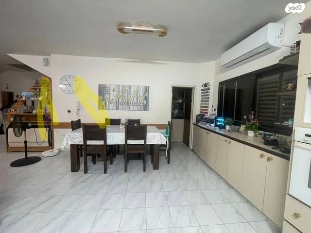 דו משפחתי, סיירת אגוז 3, נווה יוסף, קרית עקרון