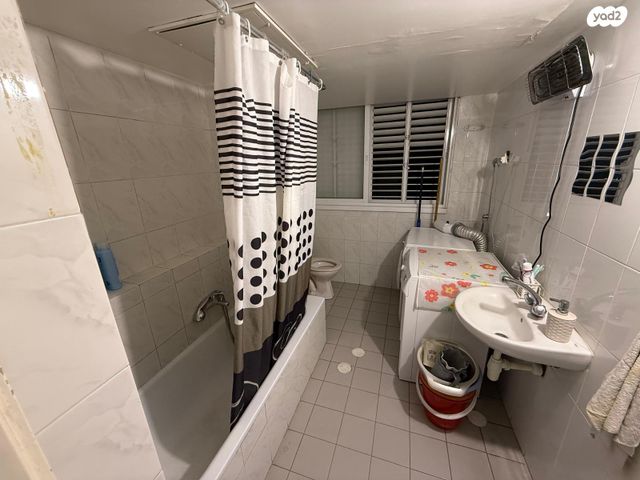 דירה, סמטת מנשה 3, הפועל המזרחי ד', שיכון ד', בני ברק