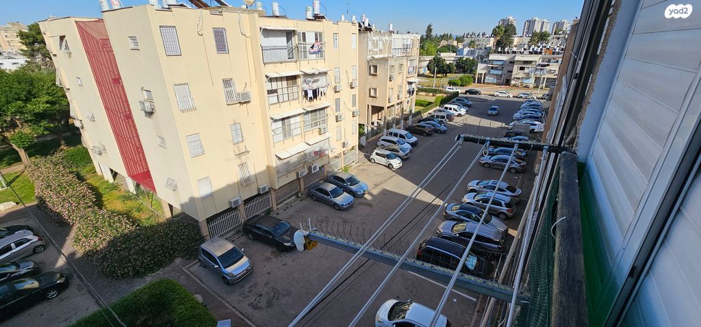דירה, יצחק בן צבי 9, משכנות, רמלה