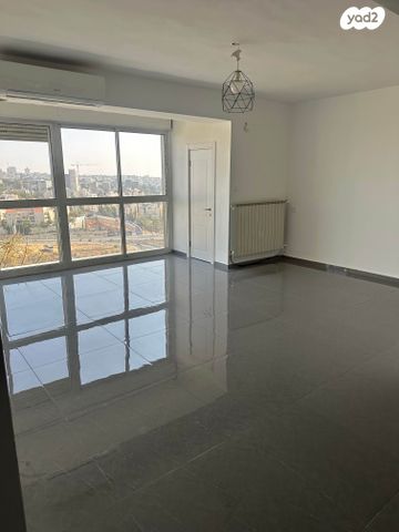 דירה, א.י. שחראי 18, בית וגן, ירושלים