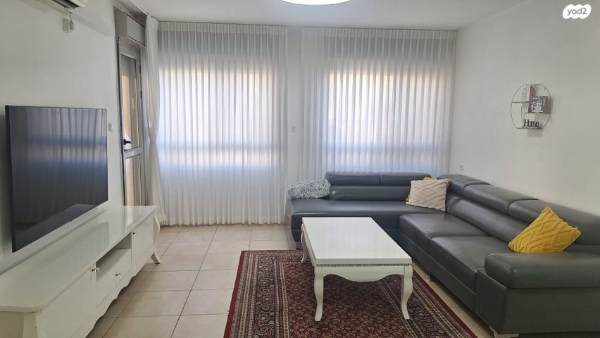 דירה, האבן 7, נופי סלע, מעלה אדומים