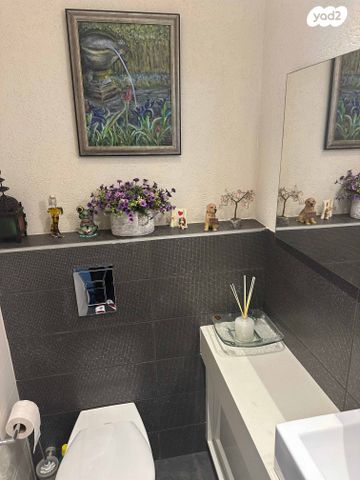 דירה, שדרות אבא חושי 149, סביוני הכרמל, חיפה