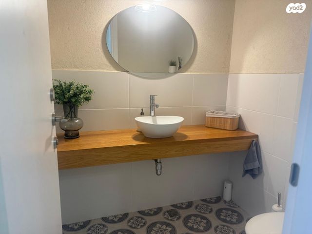 גג/ פנטהאוז, בן יהודה 10, מרכז, הרצליה