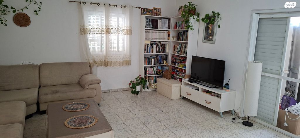 דירה, הרב זכריה מדאר 26, דניה, רחובות